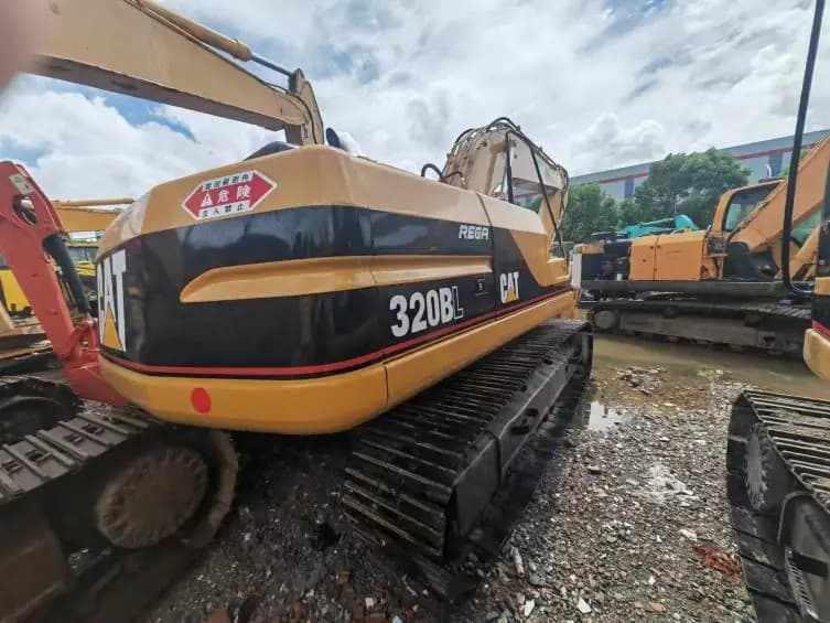 Caterpillar CAT 320BL 2023